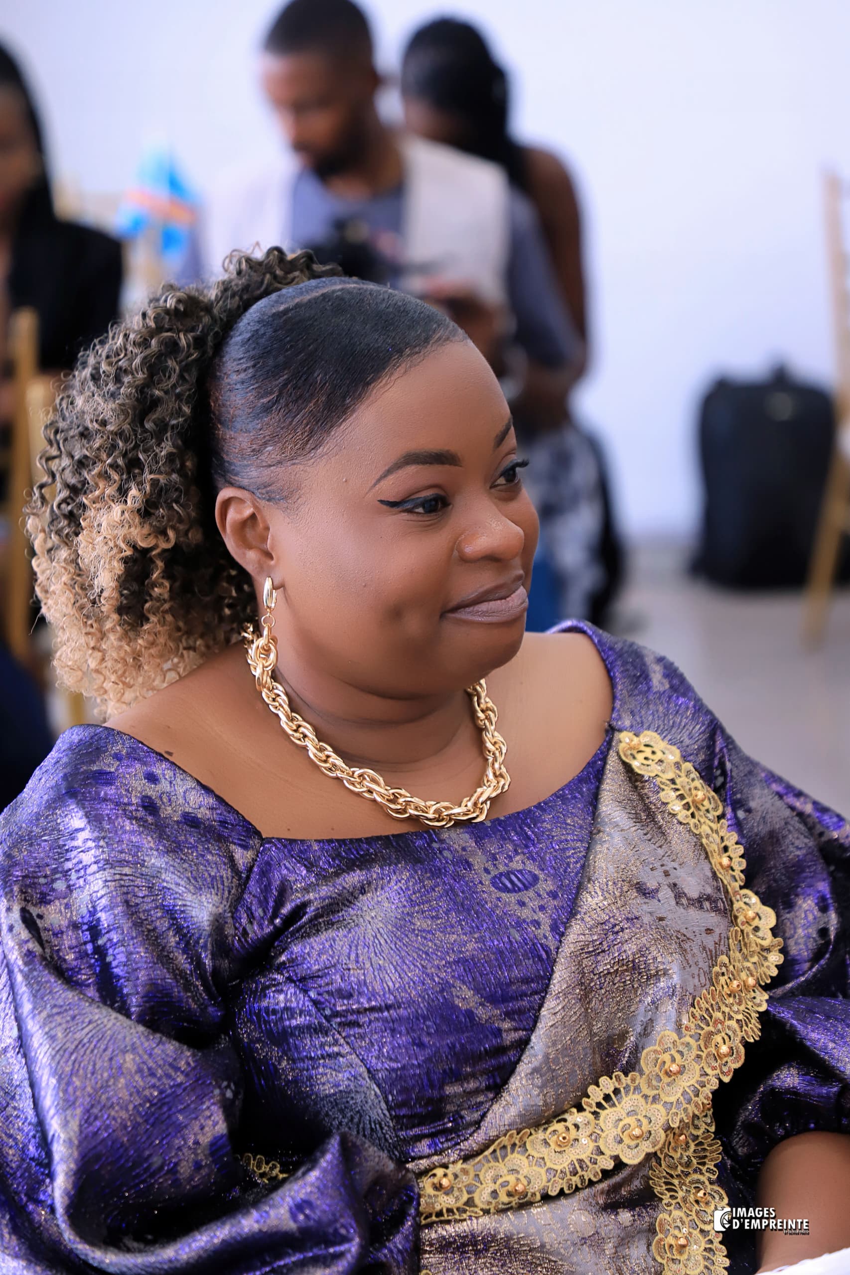 Madame NSAMBAYI NTUMBA Lydia, Secrétaire Générale Académique de l’ISAM Kinshasa est une femme Multi-potentiel qui œuvre pour la bonne marche de cette institution publique